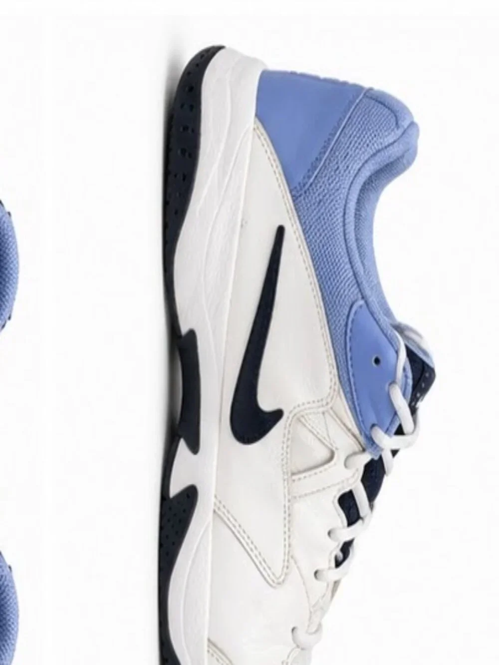 Collectible Nike Court Lite 2 White Royal Pulse AR8836 106 display picture 2